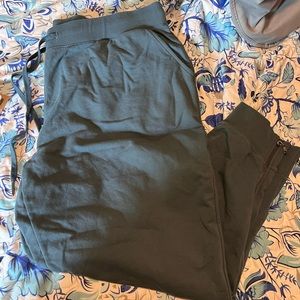 Universal Standard joggers